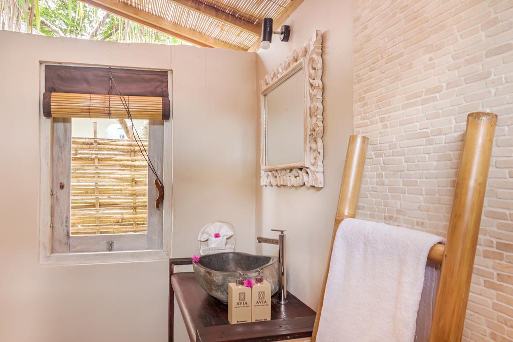 Avia Villa Resort Gili Meno Exterior photo