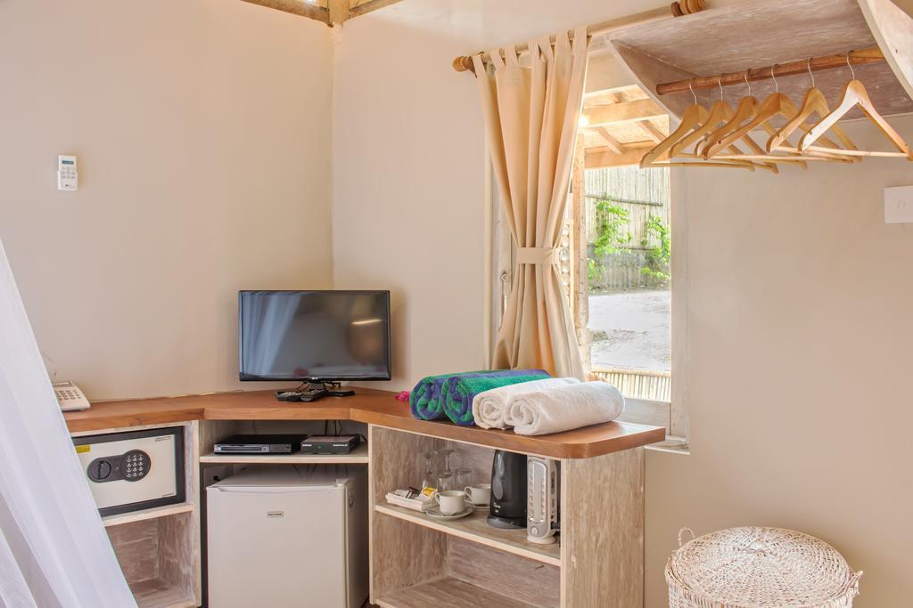 Avia Villa Resort Gili Meno Exterior photo